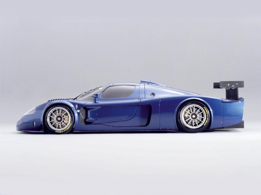  Maserati MC-12 Corse 2006 года  (фото 9 из 12)